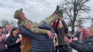 Додому з полону: Згурівська громада зустріла свого Героя