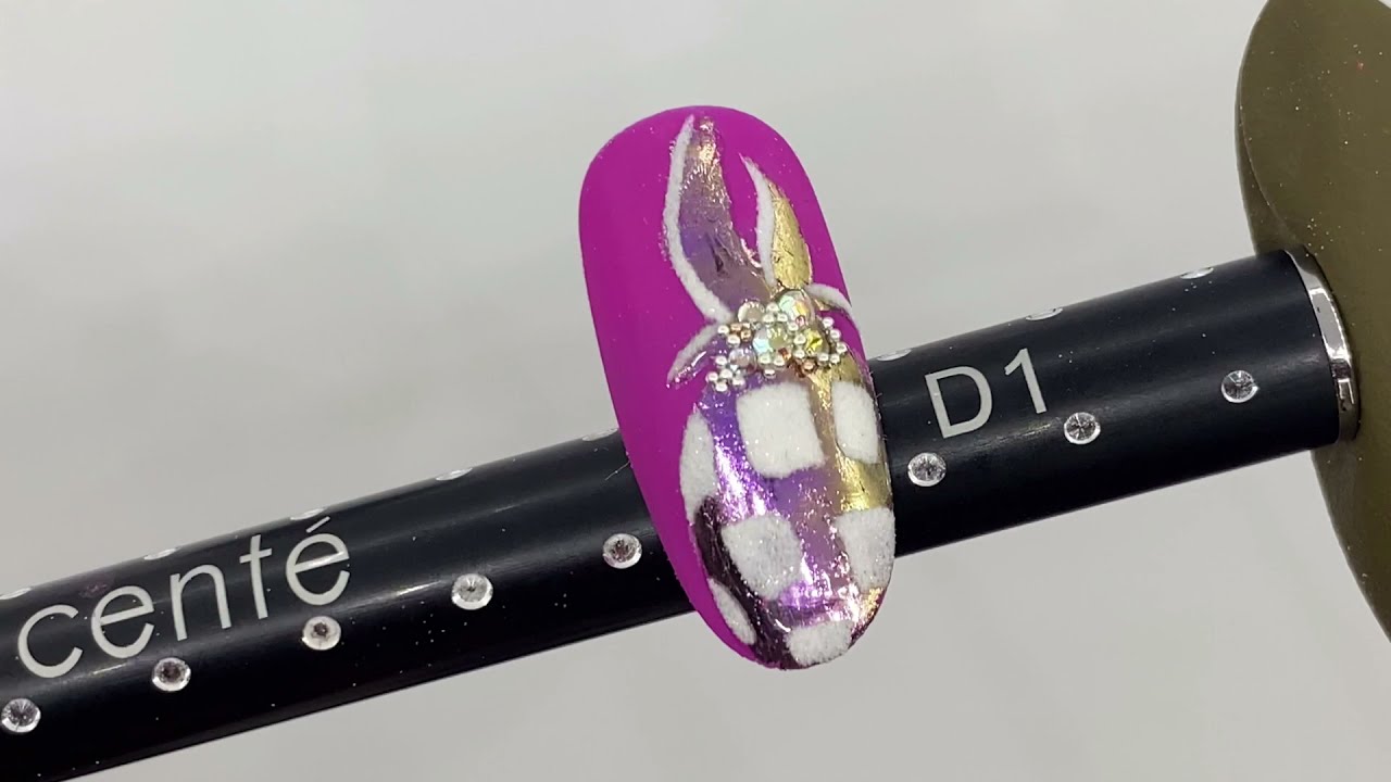 Adorable Foil Pineapple Nail Art Tutorial | Lecenté