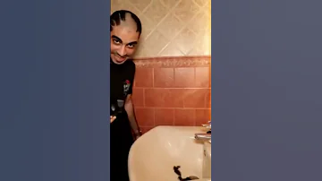 ميمز سيد لما تحلق لنفسك في البيت Shorts 