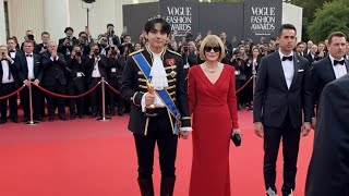 видео: 5 минут назад! Ух ты, новый образ Ви из BTS поразил тысячи поклонников в Vogue 2025. картинка: 5 минут назад! Ух ты, новый образ Ви из BTS поразил тысячи поклонников в Vogue 2025.