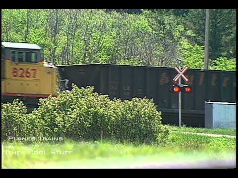 2007, CP sulphur train with UP power, Lundbreck Falls - YouTube