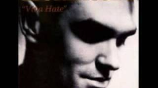 Morrissey - Late Night, Maudlin Street