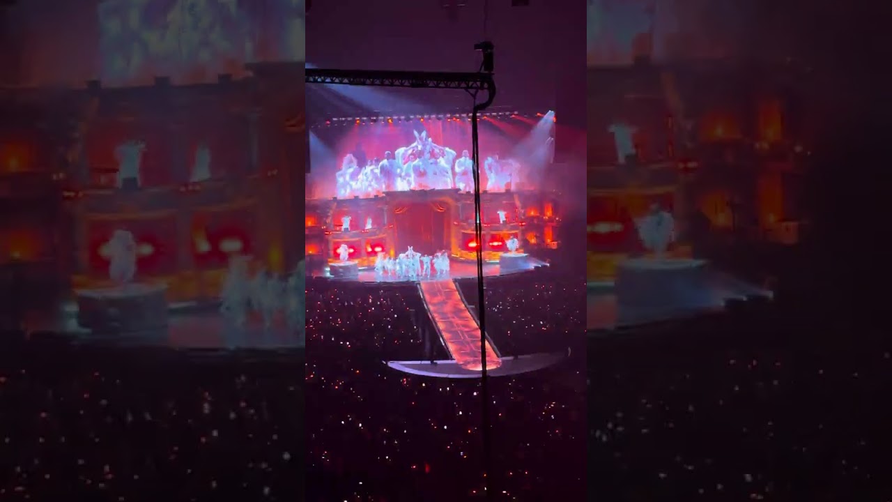 Bad Romance by Lady Gaga Concert in Dallas. I do not own the music, no copyright infringement. 