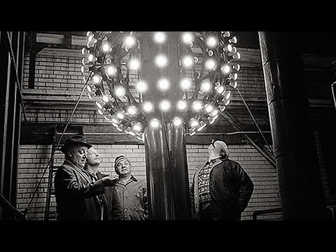Episode 122: New Years Eve: The TRUE History of the NYE Ball Drop - REWIND
