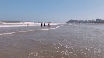 Toàn cảnh bờ biển Sóng biển sầm sơn thanh hoá