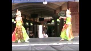 Gamelan Wrhatnala: May 16 2010 Jaipong Dance
