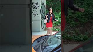 Two Hands On The Erection - Clea Gaultier, Jennifer Mendez