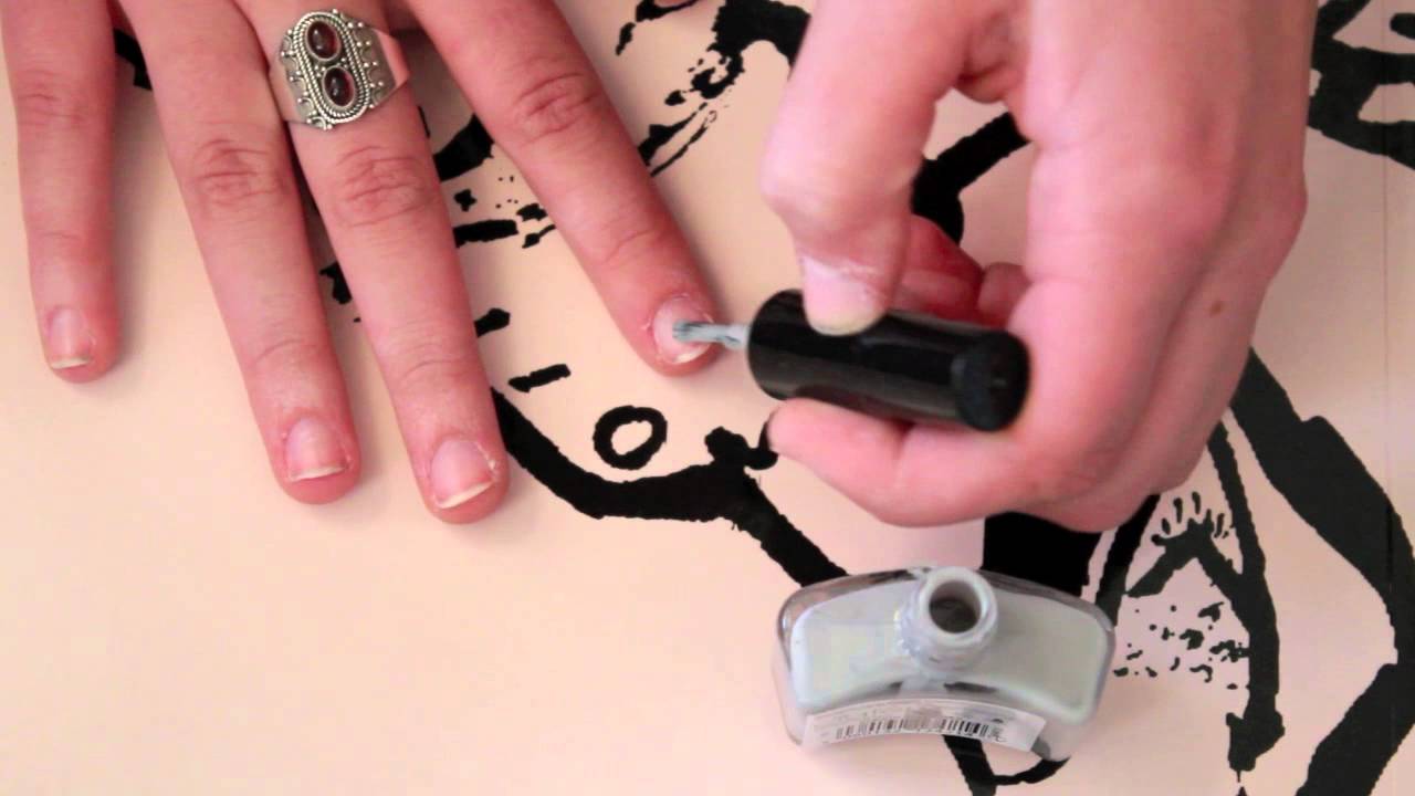 How-To: Apply Velvet Nails!