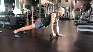 Dumbbell 3-pt Plank Alt Raise