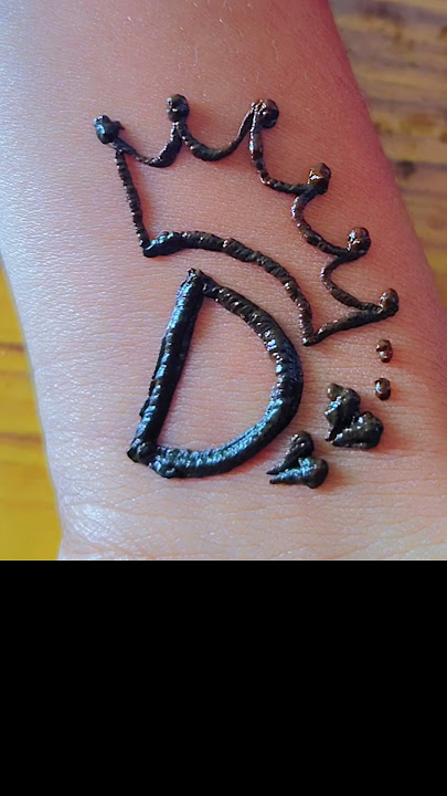 Cute Dβ£οΈ letters tattoo mehndi designs π #ytshorts #mehndi #hennatatto #trending #love