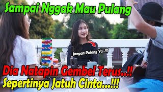 Sampai Nggak Mau Pulang, Dia Natapin Gembel Terus..!! Sepertinya Jatuh Cinta..!!