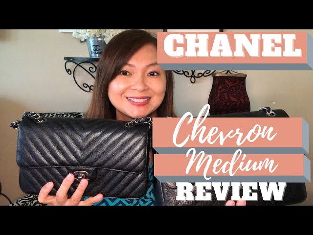CHANEL MEDIUM FLAP REVIEW  mod shots, what fits, detailed