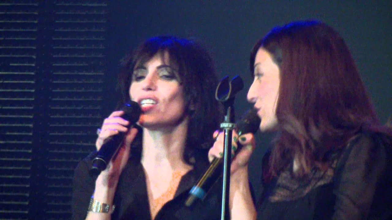Un ora sola ti vorrei Live Genova 11 marzo 2012.MP4 YouTube Un ora sola ti vorrei Live Genova 11 marzo 2012.MP4 YouTube