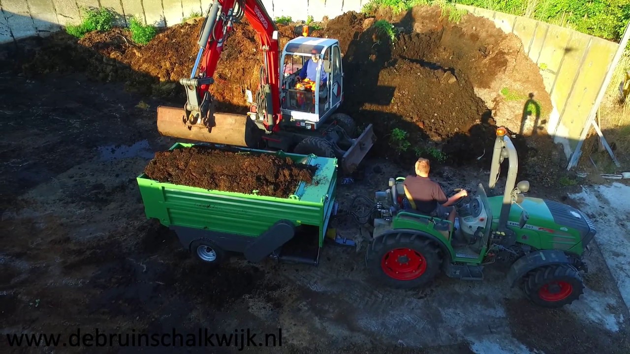 Compoststrooier fruitteelt; zachtfruit en hardfruit.