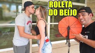 Meus Amigos Se Beijaram Na Roleta Do Beijo