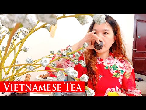 Vietnamese Tea Tutorial and Green Bean Cake | Food And Travel Review.