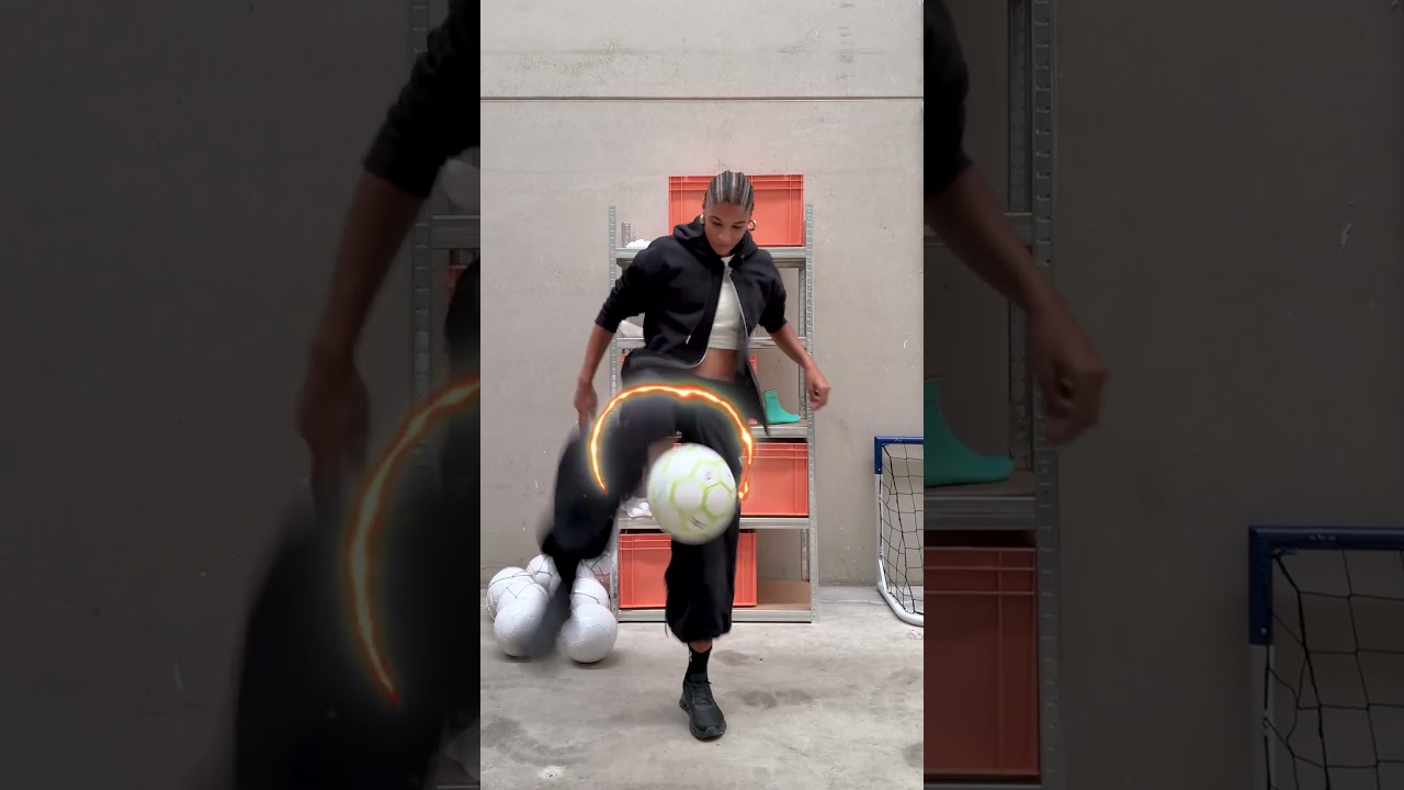 Football skills with Sydney Schertenleib 🙂‍↕️  #football  #tricks