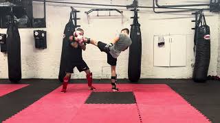 Roundhouse Body Kick Defence For Kickboxing Or Muay Thai.