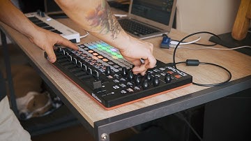MINIMAL DARK TECHNO LIVE SESSION - PLAY with APC 40 MKII