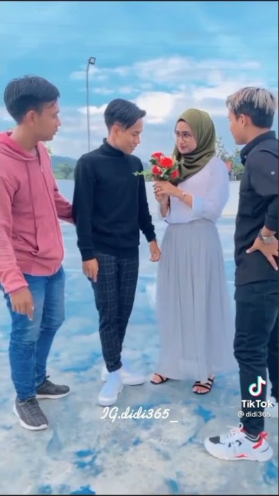 Story Wa Tik Tok Lagu ipank Wali Band Kalau Bisa Memilih,Cover Septi Anak Nya Mang Kemi Rt 2029.