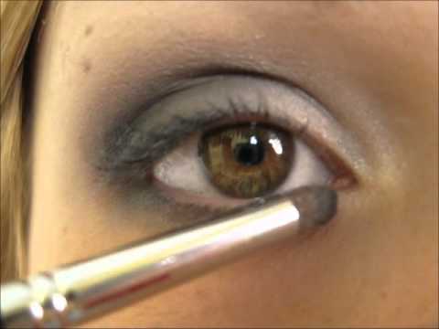 Maquillage Charbonneux Smokey Eye