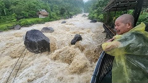 Mưa Lũ Hà Giang Hạ Thàn Quán sạt lở căng đét đi bản thăm bà cụ 80 tuổi. Nguyễn Tất Thắng