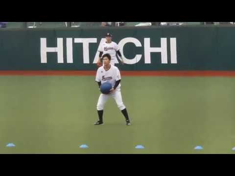 19.9.16　中村奨吾メディシンボールで練習　埼玉西武×千葉ロッテ