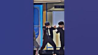 SUGA AND JHOPE CUTE DANCE MOVES 💜 #bts #army #suga #jhope #S#viral #viralvideo