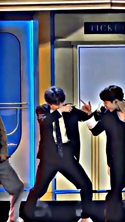 SUGA AND JHOPE CUTE DANCE MOVES 💜 #bts #army #suga #jhope #S#viral #viralvideo