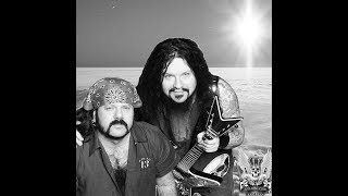 Vinnie Paul Dead At 54 Watch Musicians Pay Tribute in This Video