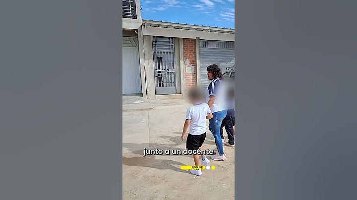 Indignante: escolares de Piura usan baño de un vecino porque su colegio carece de agua.