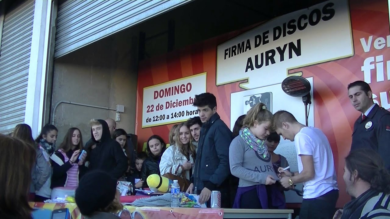 Firma de Cd´s de Auryn en Media Markt Alcalá de Guadaira - Parte 13