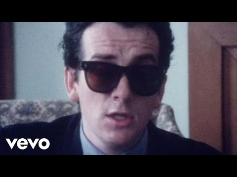 Video thumbnail for Elvis Costello & The Attractions - Good Year For The Roses