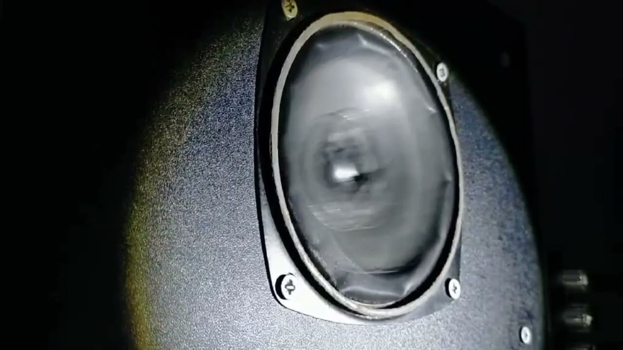 Testing My speaker (LOW HZ BASS)