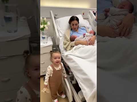 مامااا ليش اتنين عملتي كوبي