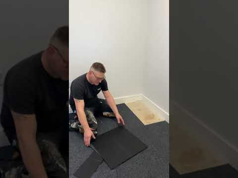 How to cut a carpet tile to fit . Method 1