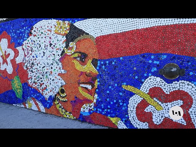 Venezuelan artist transforms plastic waste into vibrant murals | VOANews class=