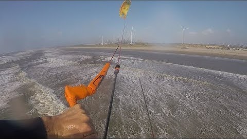 Perfect Storm Megaloop Kitesession - 40/55 knots @ Wijk 12 a 10 aug 2019 - Duotone Dice 2018 - 8m