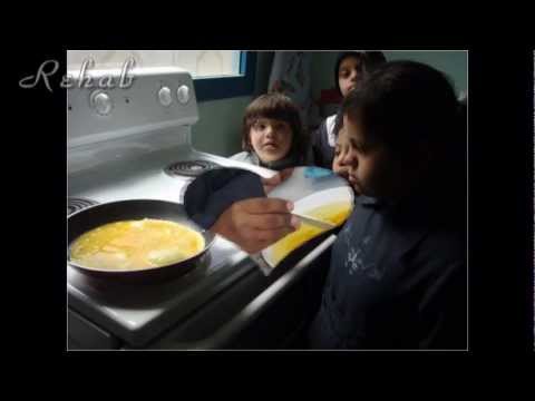 تحدي الإعاقة يد بيد لحياة أسعد