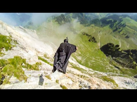 Vídeo: Destacando + BASE Jumping = 