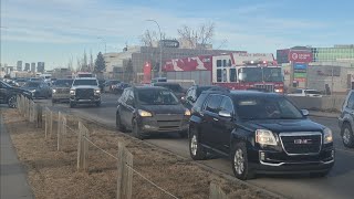 *RARE/BULLHORN* Calgary Fire Dept || Tech Rescue 11, Tech Rescue Support 11 & AHS #3833 Responding