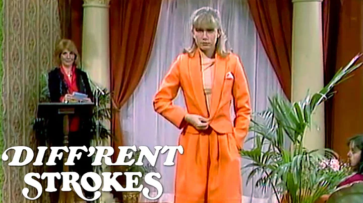 Diff'rent Strokes | Kimberly's First Runway | Clas...