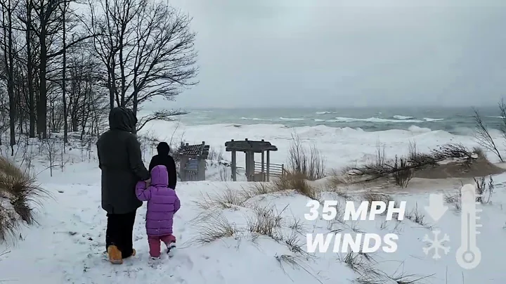 Lake Michigan Shelf Ice – Beautiful & Dangerous Ice Volcanos!