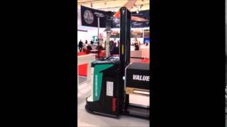 Self driving forklift - Mitsubishi Forklifts by Masslift Africa 2,159 views 9 years ago 28 seconds