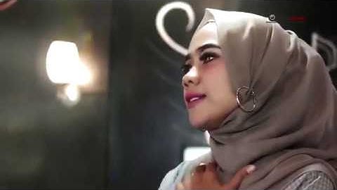 CUT RIANDA ZUHRA    SYANTIQ SAMA JANDA  ABANG LAGI DIMANA  [official music]