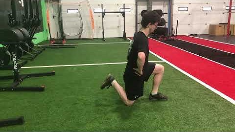 1/2 Kneeling Hamstring Curl