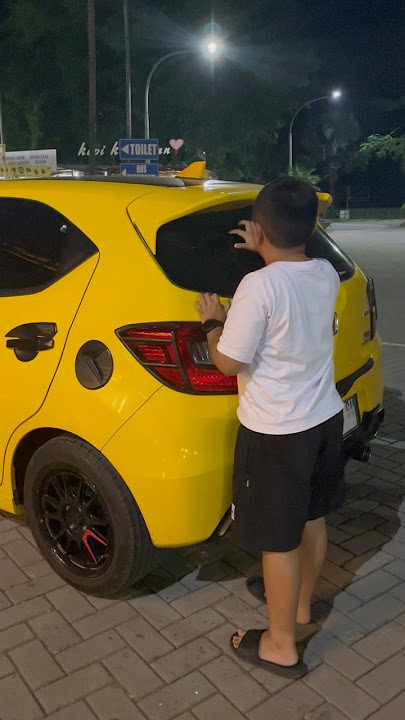 Lukis tulisan kaca #restarea #restareapendopokm456salatiga #funny