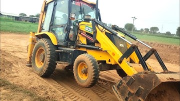 JCB 3dx Xpert Backhoe Working Loading Mud in Trolley Eicher 380  and 2 Massey 241&1035 Tractor
