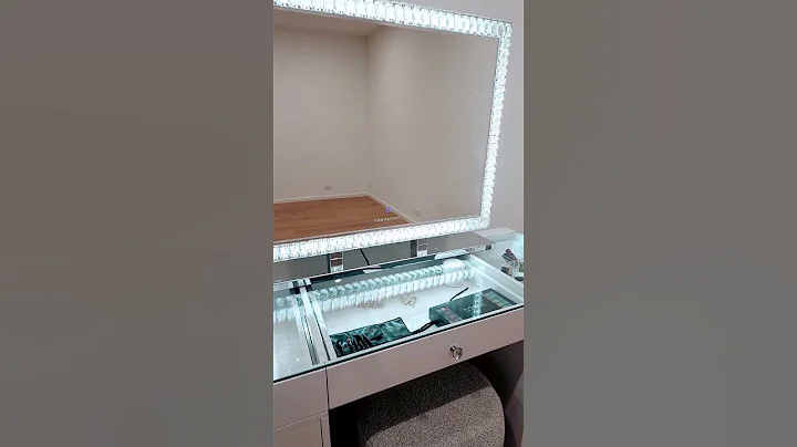 #foryou #makeup #vanity #mirror #hollywood #dressingtable #vanitychic #beauty #melbourne #sydney