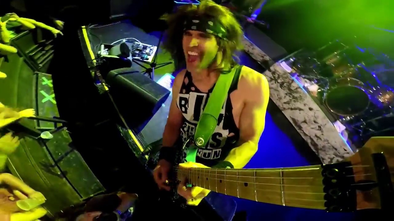 Steel Panther turn out the lights; House of Blues (pro shot with 6